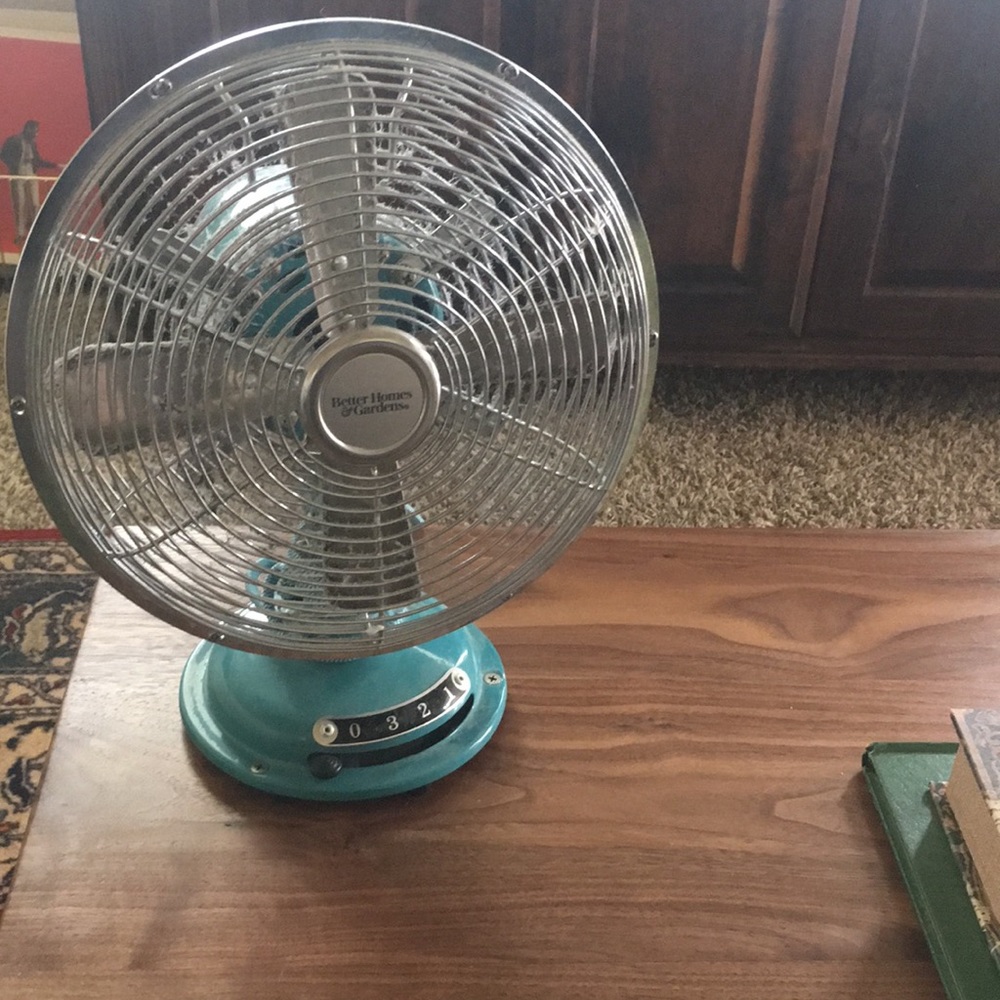 Better Home & Garden Retro Fan